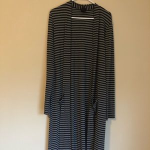Black and gray duster cardigan size XXL